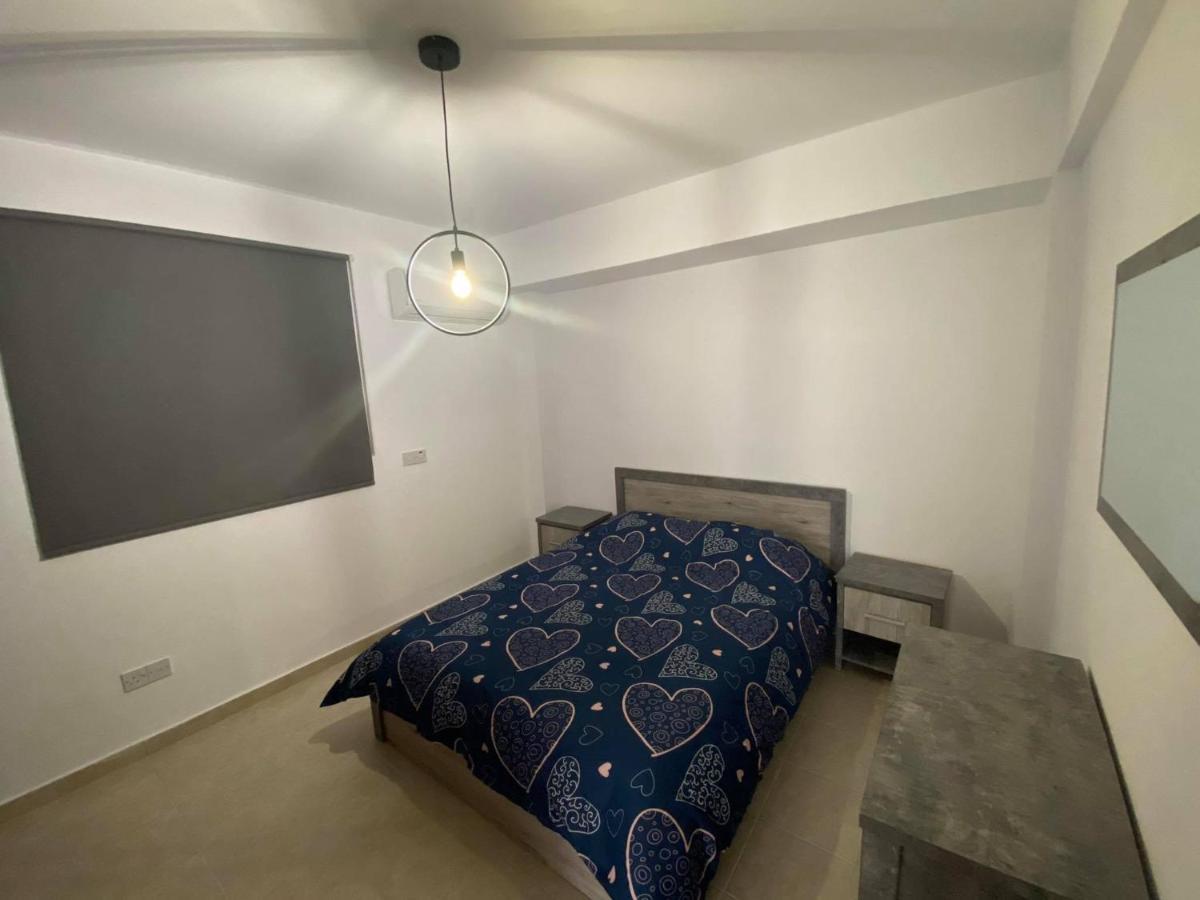 Cosy Apartment In Kato Paphos With Pool Access Bagian luar foto